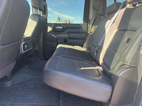 Used 2021 GMC Sierra 2500 Denali w/ Denali Ultimate Package image 32