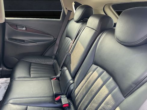 Used 2015 INFINITI QX50 Journey image 16