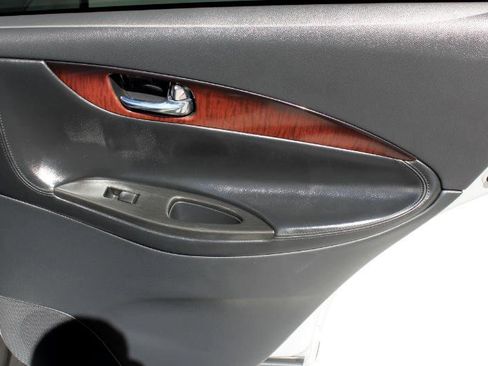 Used 2016 INFINITI QX50 AWD w/ Premium Plus Package image 15