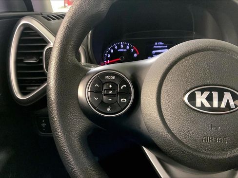 Used 2020 Kia Soul S FWD image 19