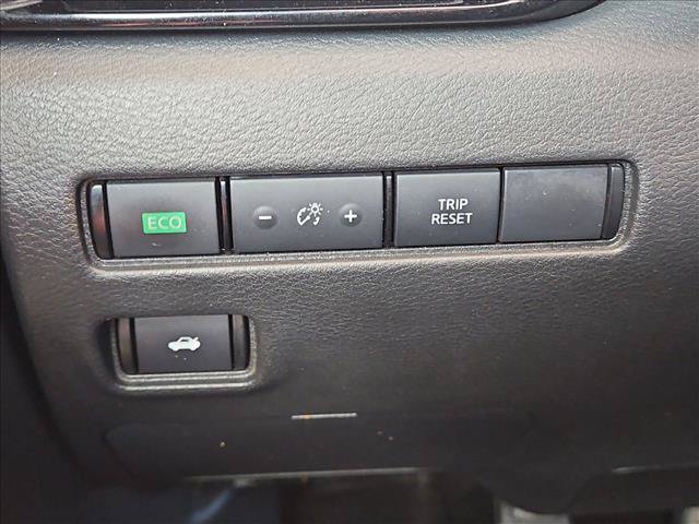 Used 2024 Nissan Sentra SV w/ All-Weather Package FWD image 11