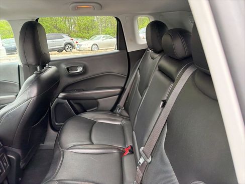 Used 2020 Jeep Compass Limited AWD/4WD image 16