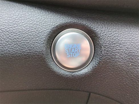 Certified 2022 Hyundai Santa Fe SEL image 27