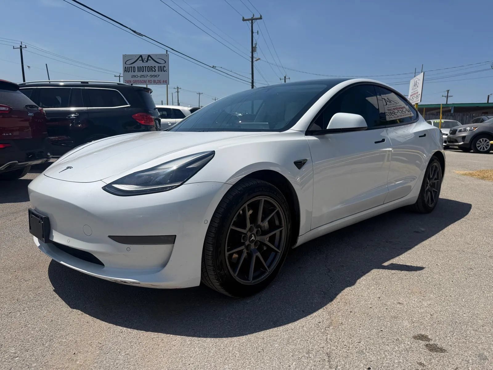 Used 2021 Tesla Model 3 Standard Range Plus RWD image 3