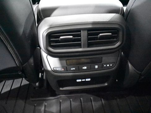 Used 2023 Honda Pilot EX-L image 31