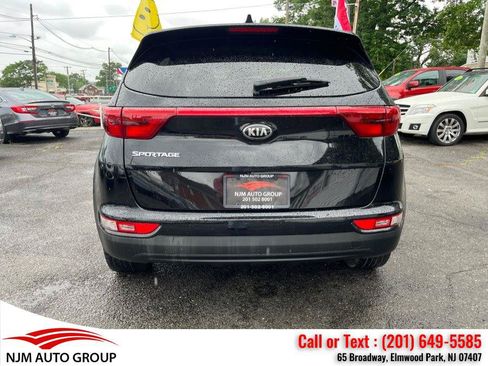 Used 2019 Kia Sportage LX AWD/4WD image 9