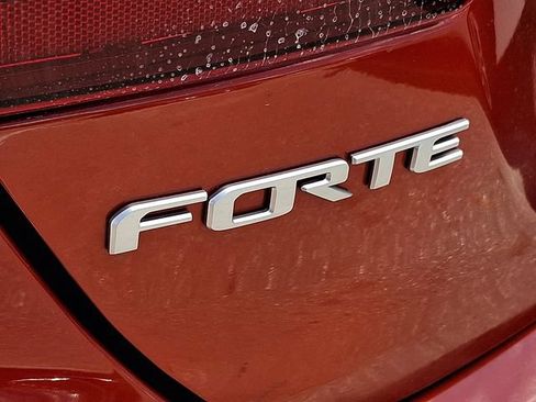 Used 2023 Kia Forte GT-Line w/ GT-Line Premium Package FWD image 25