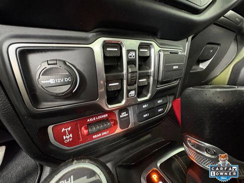 Used 2022 Jeep Gladiator Mojave w/ LED Lighting Group AWD/4WD image 23