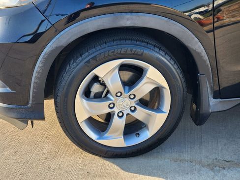 Certified 2018 Honda HR-V LX image 11