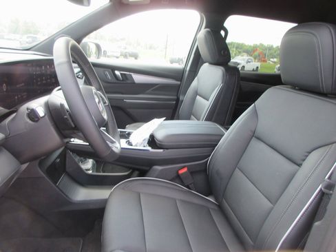 New 2026 Buick Enclave Preferred image 13