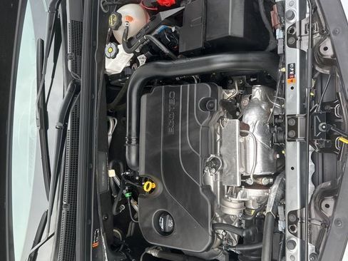 Used 2024 Chevrolet Malibu LT image 31