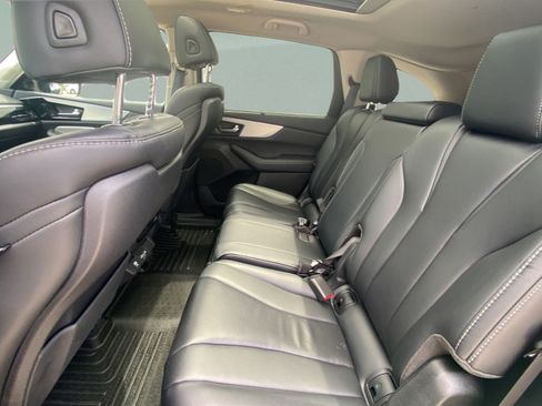 Used 2024 Acura MDX SH-AWD w/ Technology Package image 28