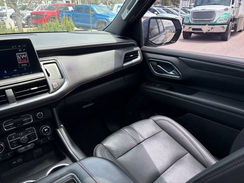 Used 2022 Chevrolet Tahoe RST w/ Luxury Package AWD/4WD image 22