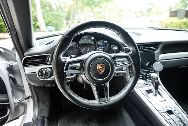 Used 2019 Porsche 911 Carrera RWD image 41