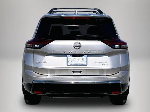 Certified 2025 Nissan Rogue Platinum AWD/4WD image 6
