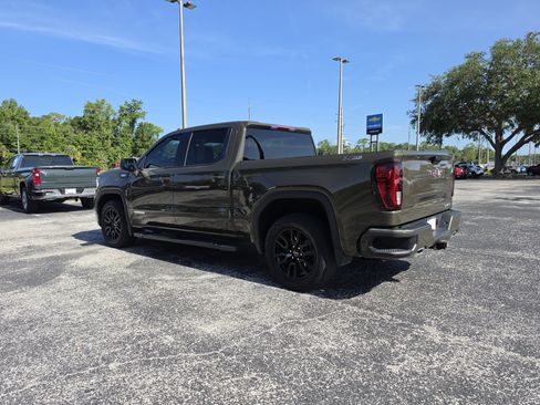 Used 2023 GMC Sierra 1500 Elevation w/ X31 Off-Road Package AWD/4WD image 8