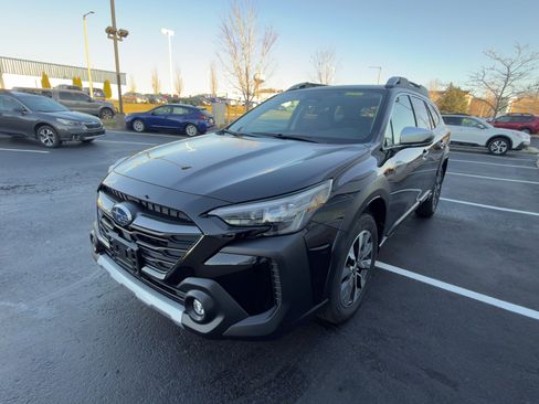 Certified 2025 Subaru Outback Touring image 7