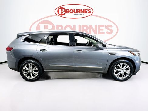 Used 2020 Buick Enclave Avenir w/ Avenir Technology Package AWD/4WD image 13