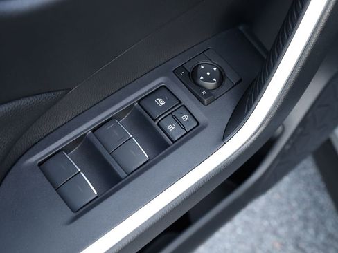 Used 2024 Toyota RAV4 XLE image 22