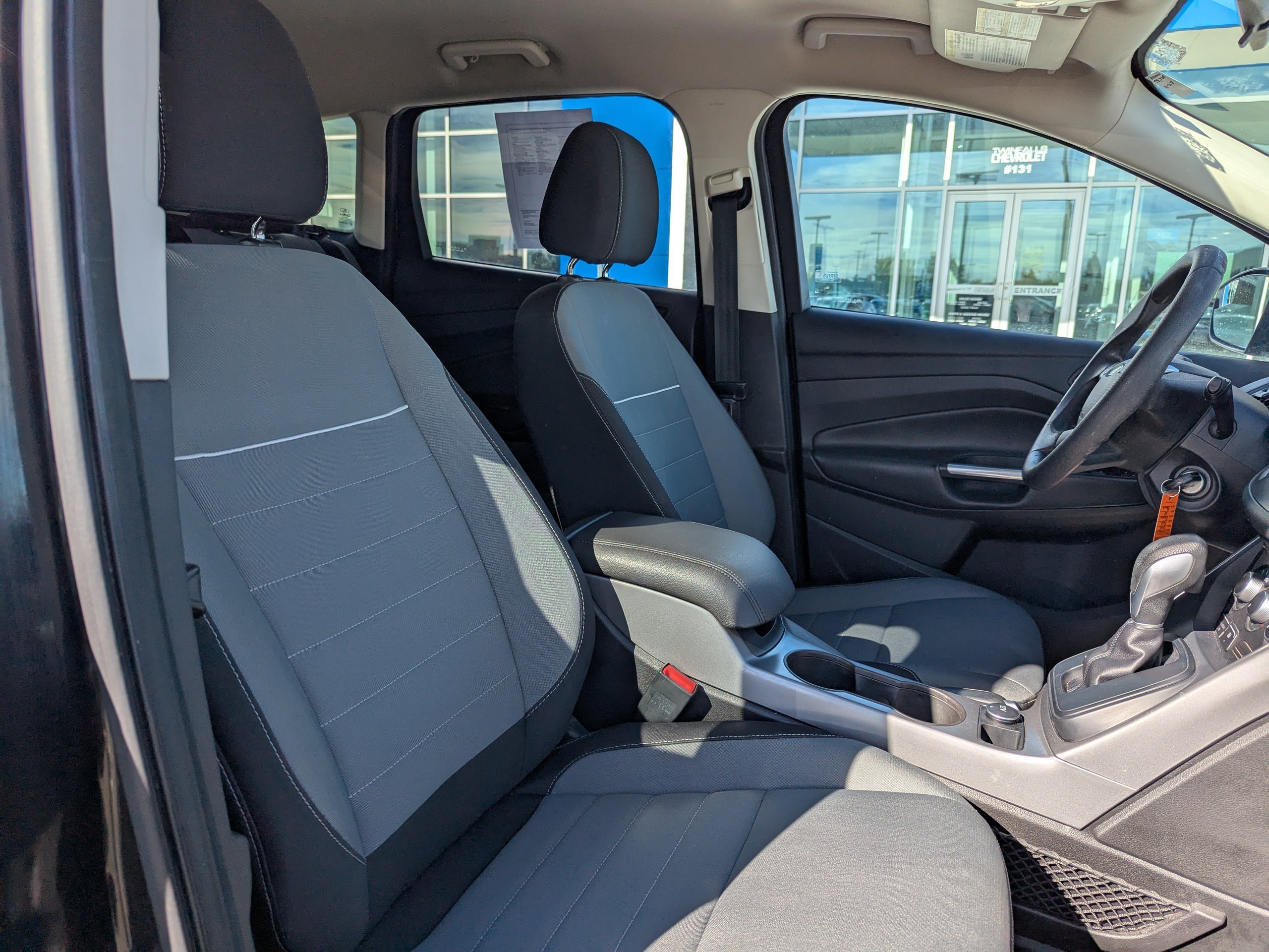 Used 2015 Ford Escape SE AWD/4WD image 36