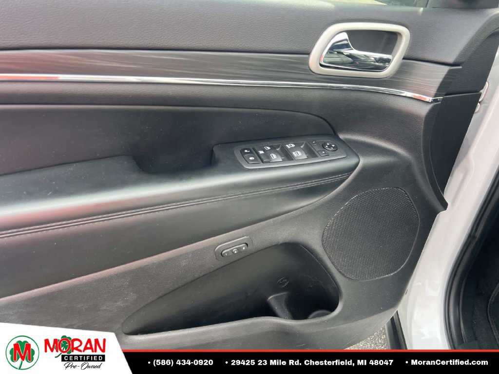 Used 2021 Jeep Grand Cherokee Limited AWD/4WD image 15
