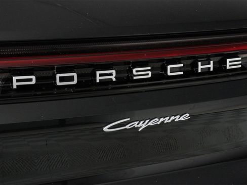 New 2026 Porsche Cayenne E-Hybrid image 22