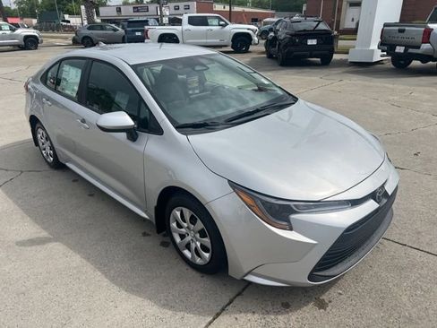 New 2026 Toyota Corolla LE FWD image 5