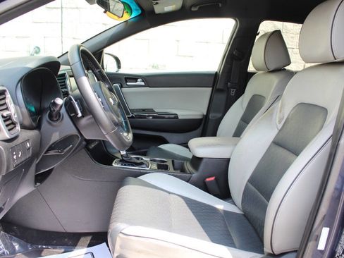 Used 2018 Kia Sportage EX w/ EX Sport Appearance Package image 13