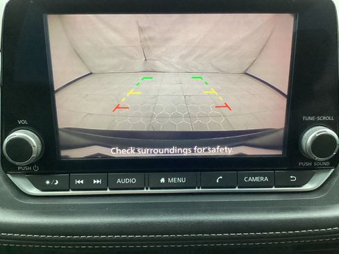 Used 2021 Nissan Rogue S AWD/4WD image 35