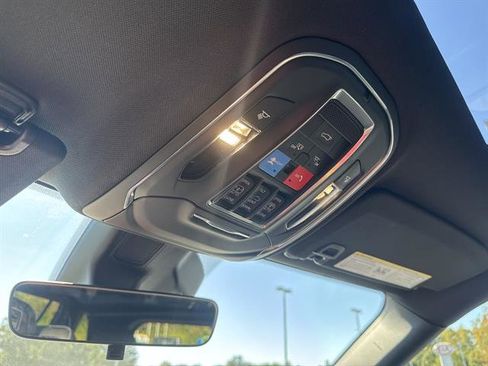 New 2025 Jeep Grand Cherokee Limited image 19