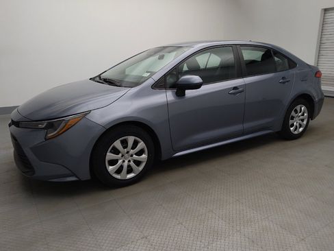 Used 2024 Toyota Corolla LE FWD image 2