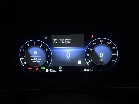 Used 2024 Volkswagen Atlas SEL Premium R-Line image 3