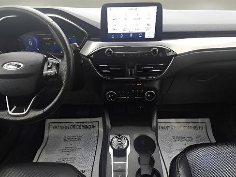 Used 2021 Ford Escape Titanium AWD/4WD image 16