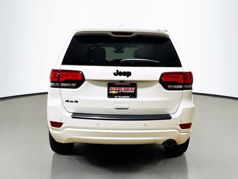 Used 2019 Jeep Grand Cherokee Altitude image 8
