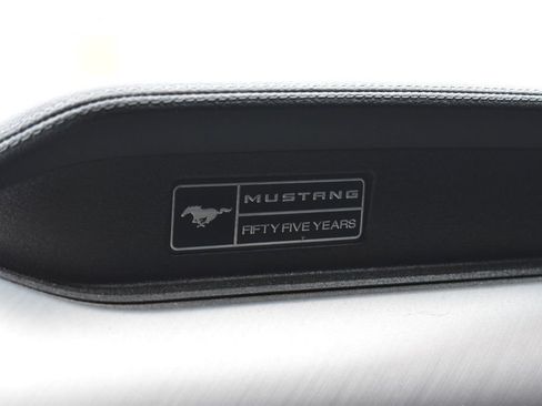 Used 2020 Ford Mustang Premium RWD image 30