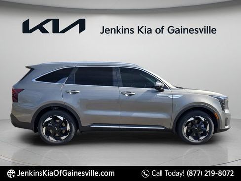 New 2026 Kia Sorento EX w/ EX Premium Package FWD image 3