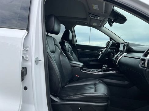 Used 2023 Kia Sorento SX AWD/4WD image 27