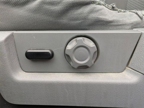 Used 2012 Ford F150 XLT w/ XTR Pkg image 4