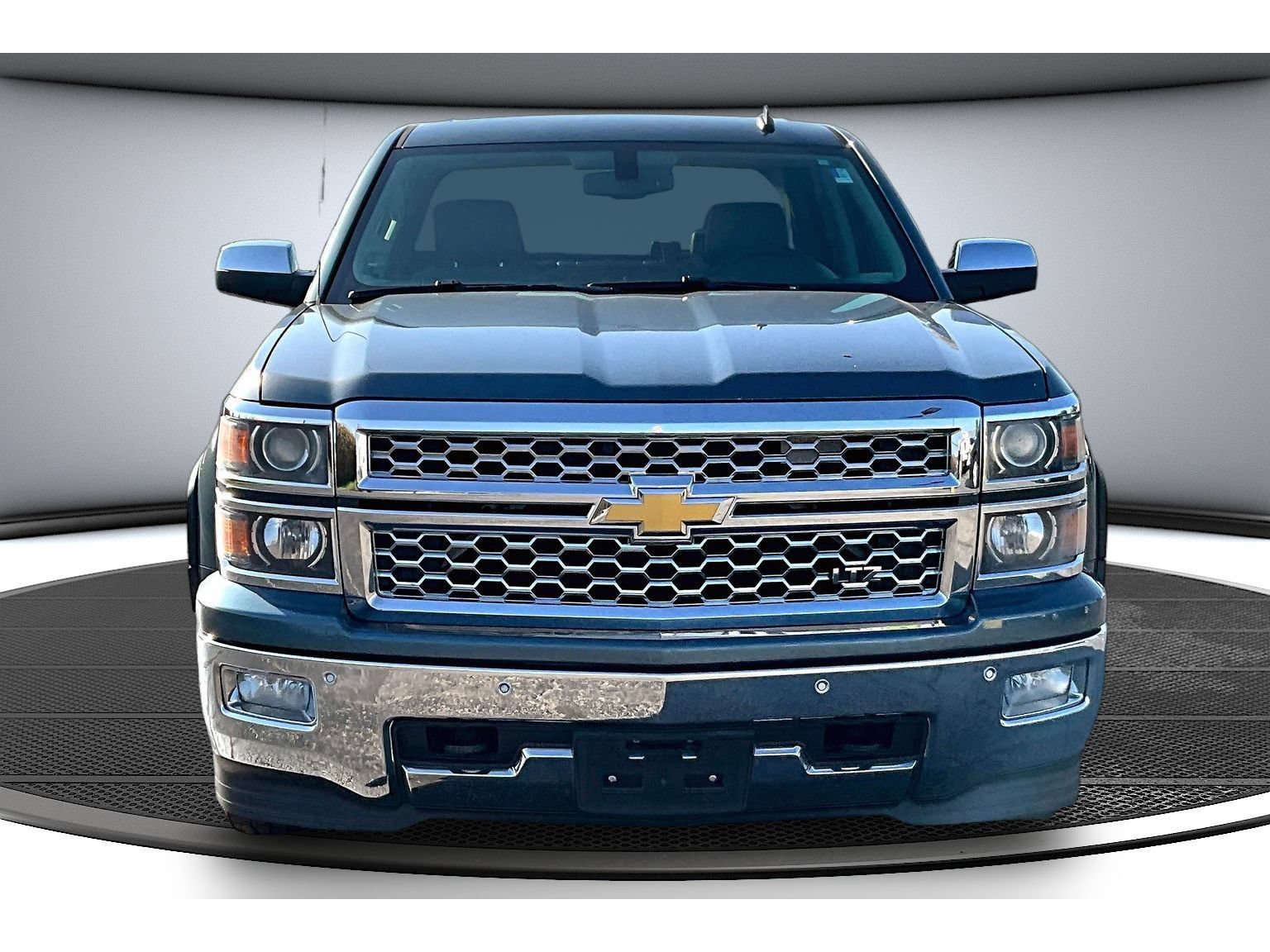 Used 2014 Chevrolet Silverado 1500 LTZ w/ LTZ Plus Package AWD/4WD image 4