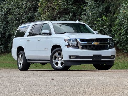 Used 2017 Chevrolet Suburban LT AWD/4WD image 2