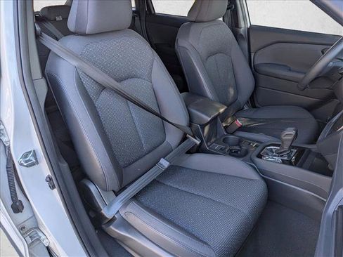 Used 2025 Subaru Forester Premium image 21