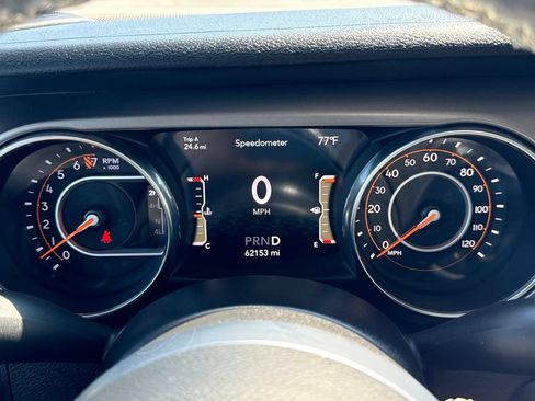 Used 2020 Jeep Gladiator Sport w/ Quick Order Package 24S AWD/4WD image 26