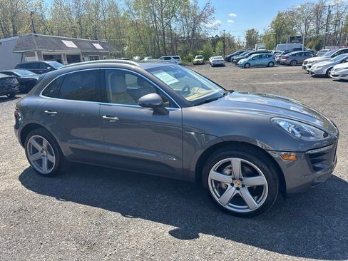 Used 2016 Porsche Macan S AWD/4WD image 10