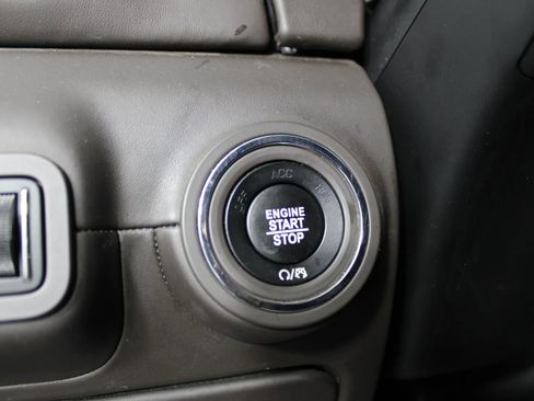 Used 2019 Maserati Ghibli S GranLusso image 14