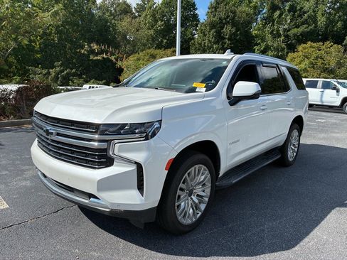 Used 2023 Chevrolet Tahoe LT w/ LT Signature Plus Package RWD image 2