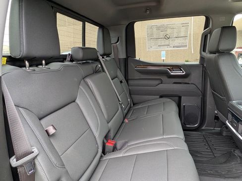 New 2026 GMC Sierra 1500 Elevation w/ Elevation Premium Package AWD/4WD image 27