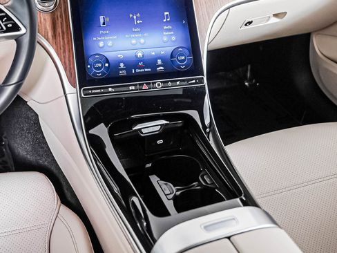 Certified 2023 Mercedes-Benz C 300 Sedan image 15