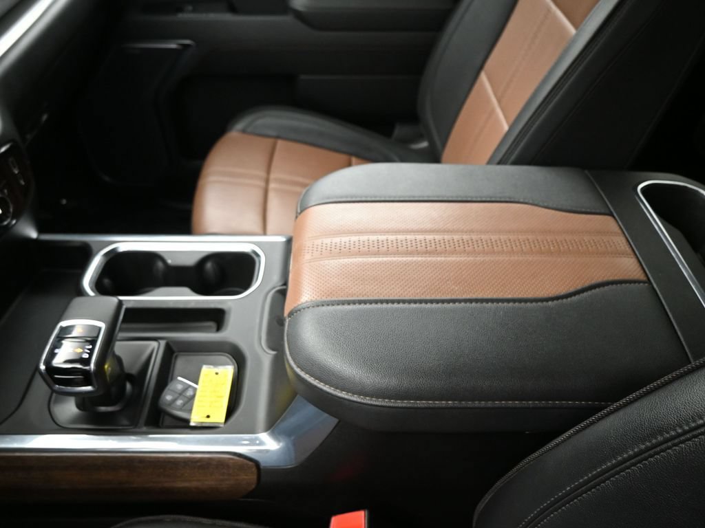Used 2023 Chevrolet Silverado 1500 High Country AWD/4WD image 18