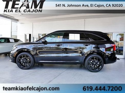 Certified 2021 Kia Sorento SX FWD image 6