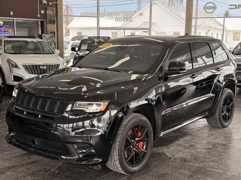 Used 2020 Jeep Grand Cherokee SRT image 2